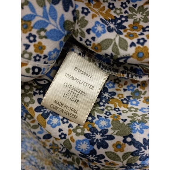 Max Studio Womens BOHO Cottagecore Blouse Top Medium Floral Smocked Faux Wrap - Picture 6 of 10